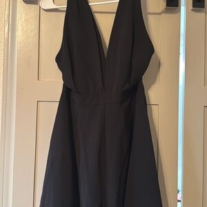 Elegant Black Sleeveless Dress